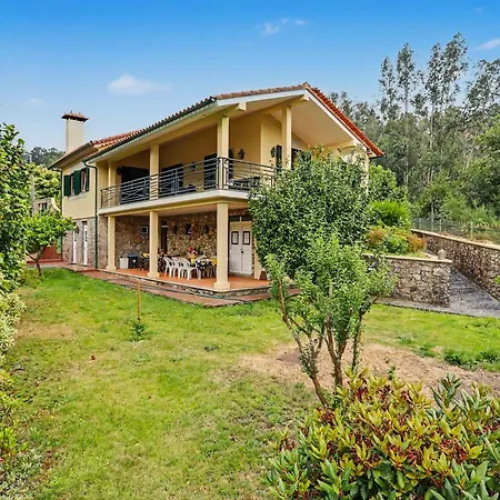 Semesterbostad Casa Da Giesta *